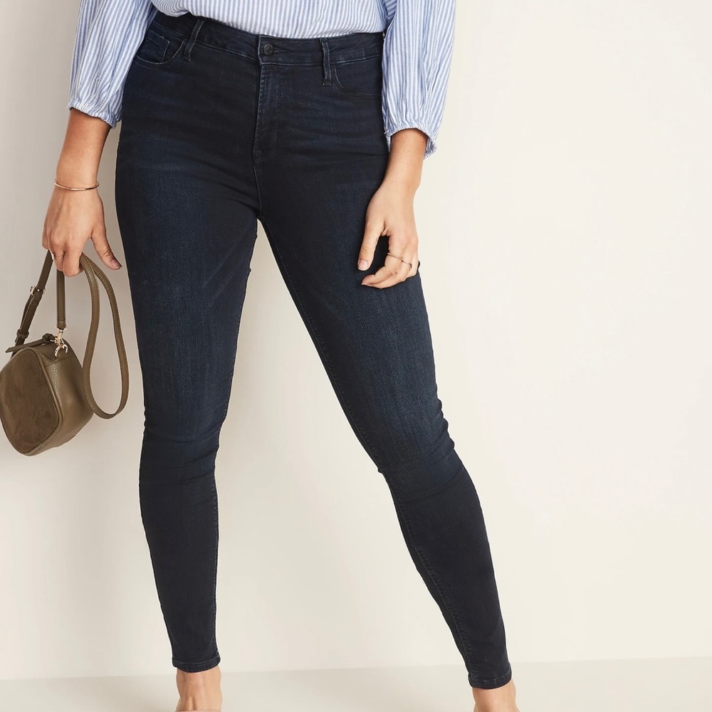 Old Navy Rockstar Super Skinny High Rise Jeans